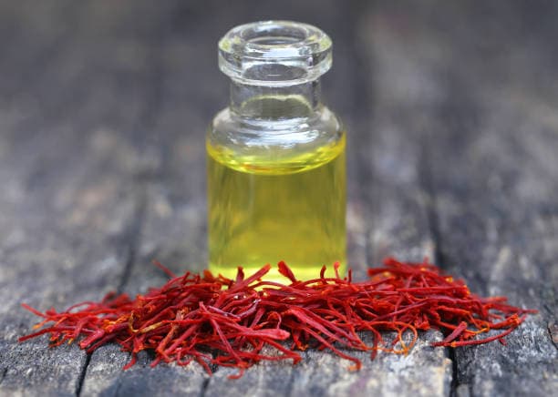 تصویر 1 از خرید عصاره زعفران قائنات ممتاز + فروش صادراتی